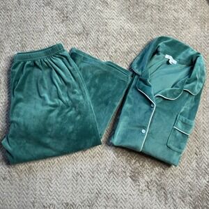 Lights Off Green White Stitching Pajama Set Large Top Medium Bottom Velvet